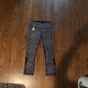 Size 6 SoulCycle x Lululemon leggings